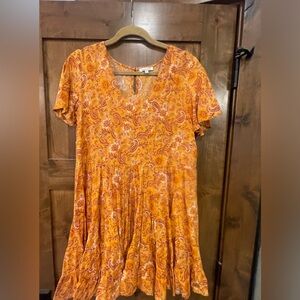 Cute sundress gently worn. Size M